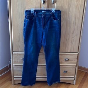 Old navy curvy boot cut jeans